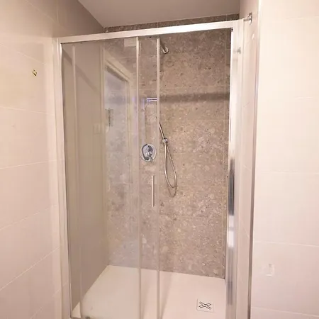 Pt Romana Dock Apartment